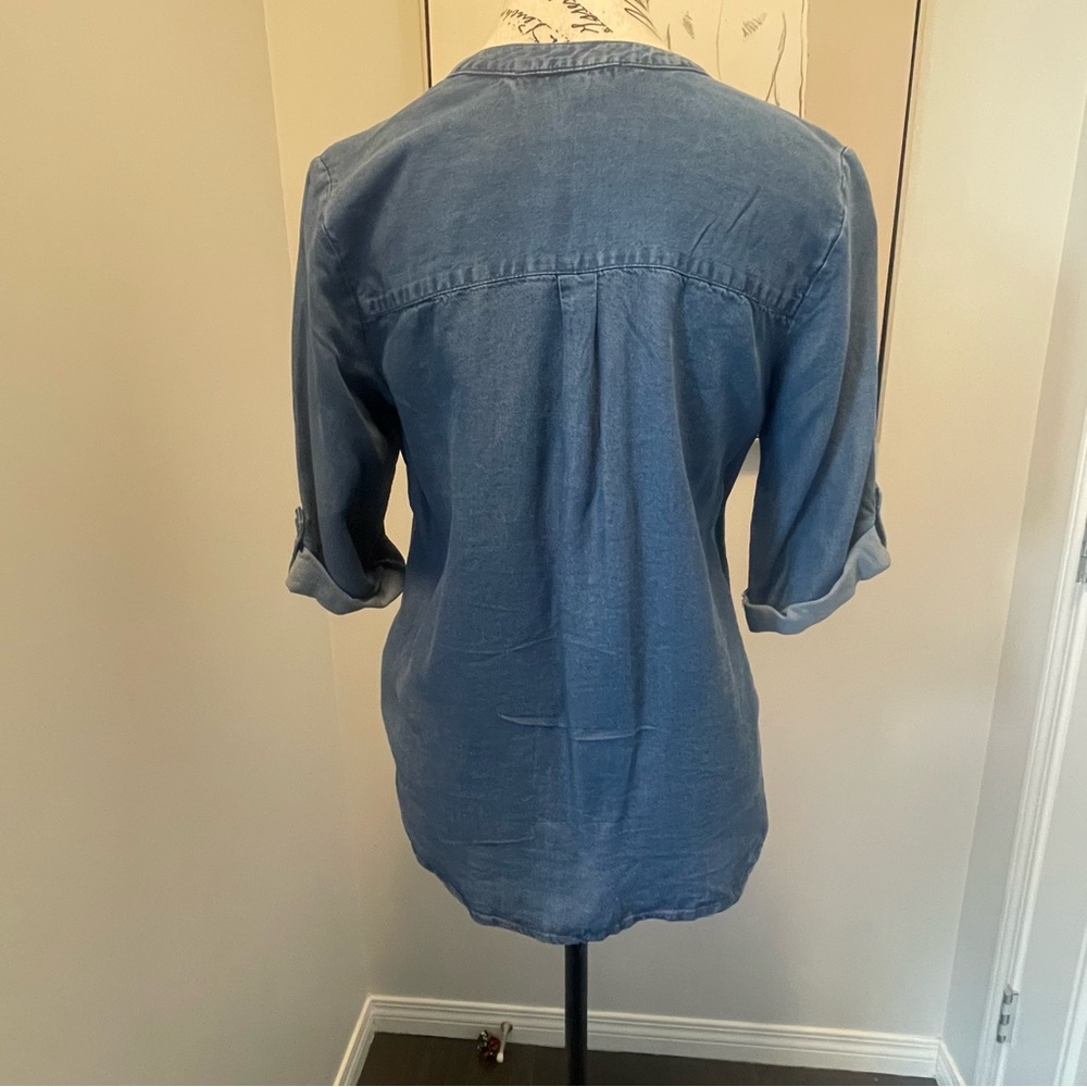 Blue Button-Up Top - Size Small - Picture 6 of 15